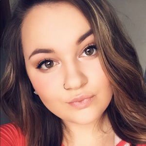 Meet your Posher, Hanna